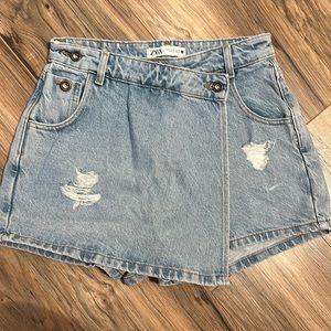 Skirt shorts barely worn